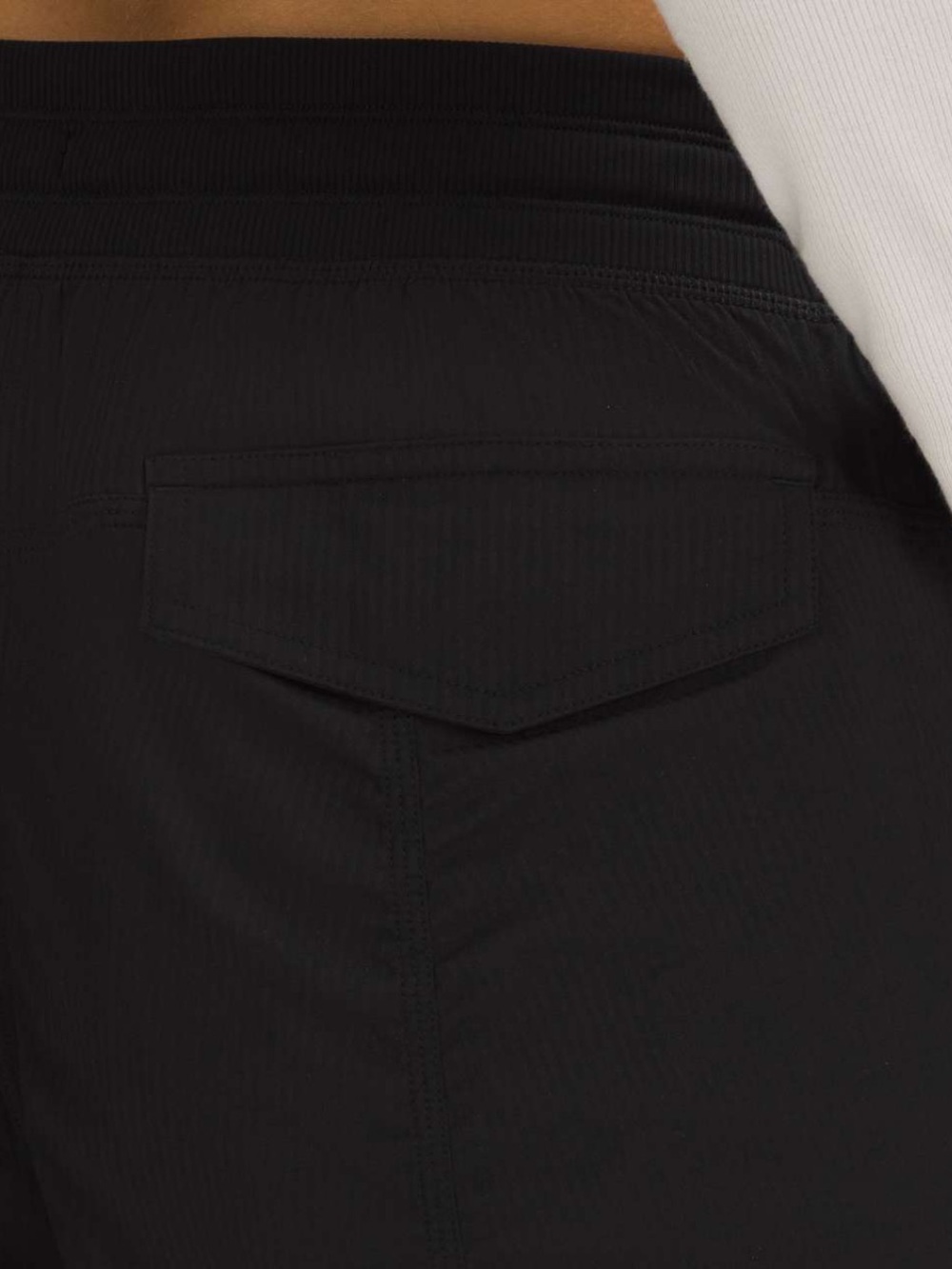Lululemon Dance Studio Relaxed-Fit
Mid-Rise Black Cargo Pant - Picture 8 of 14